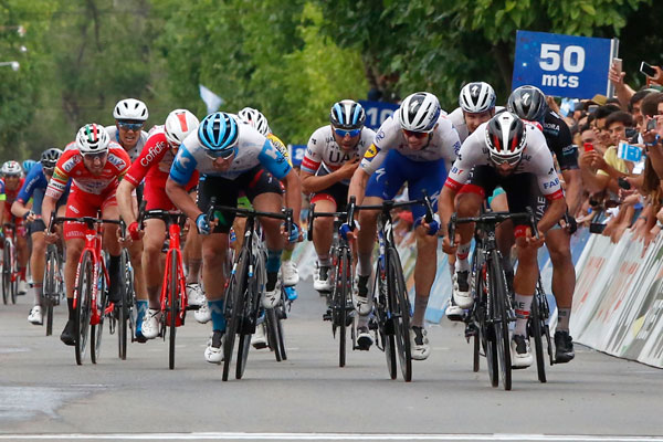 Gaviria strikes again at Vuelta a San Juan