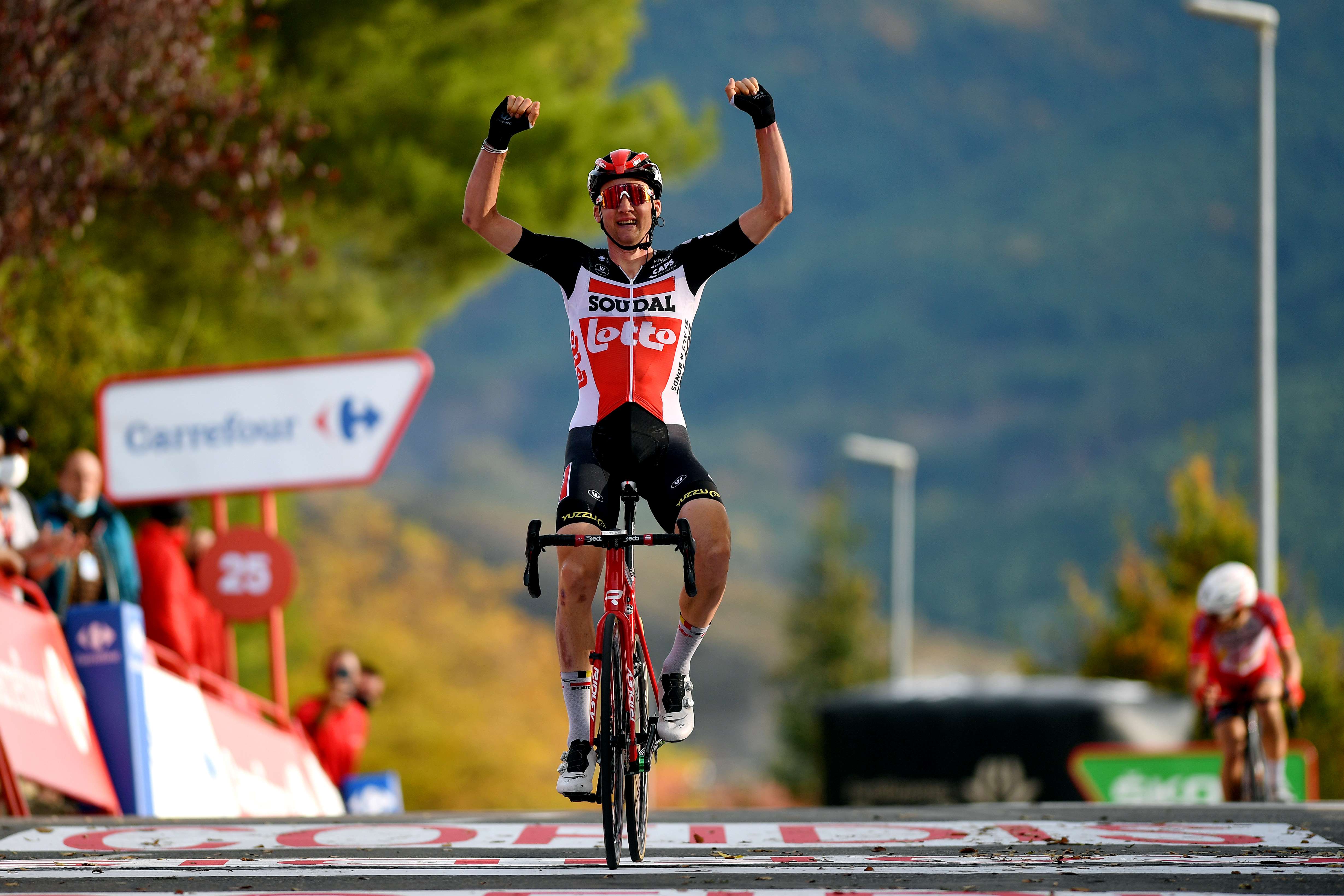 Tim Wellens wins Vuelta a España stage 5