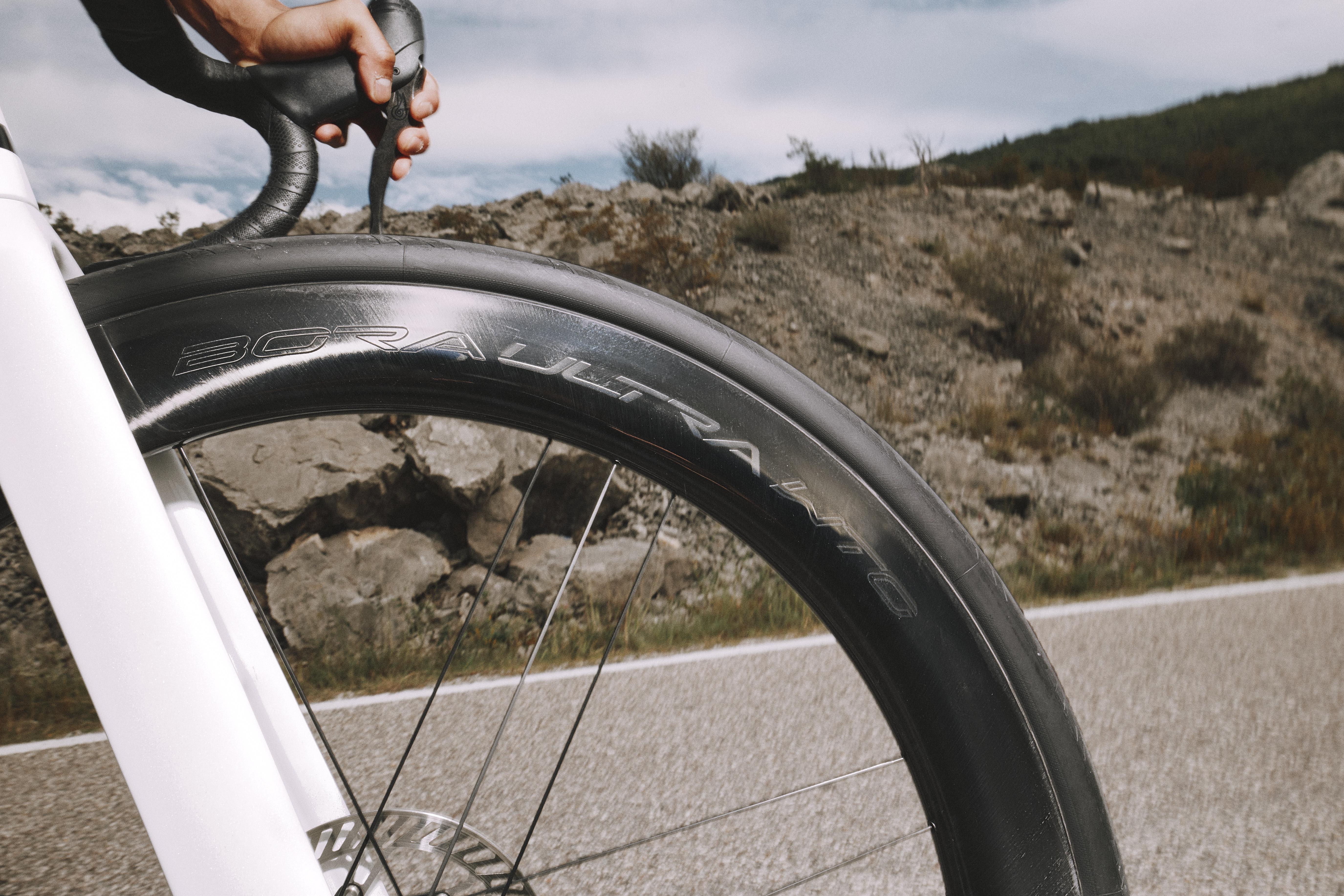 The Bora Ultra WTO Black Chrome wheel: a masterpiece in motion