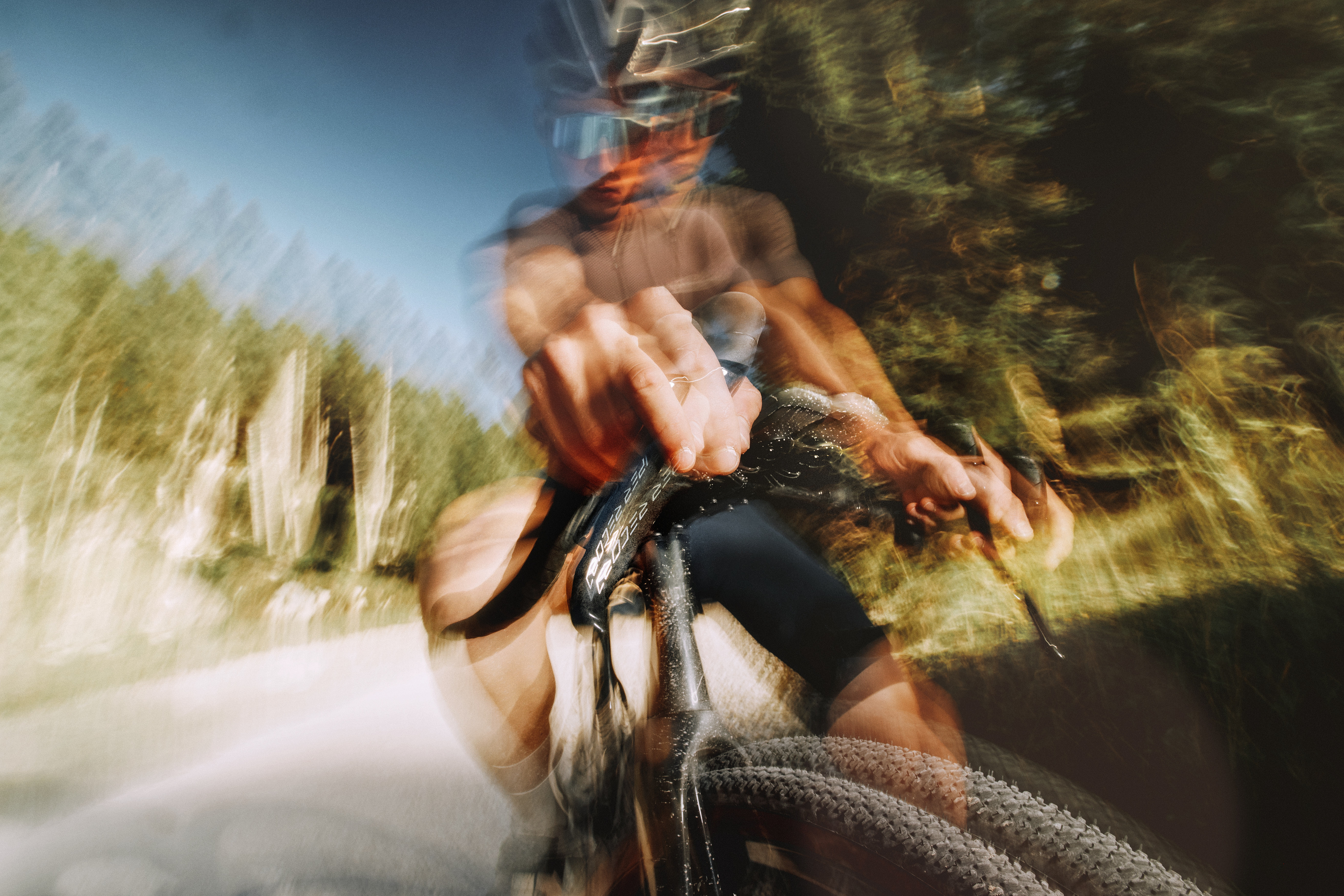 SUPER RECORD X: Campagnolo Redefines the Frontier of Gravel.