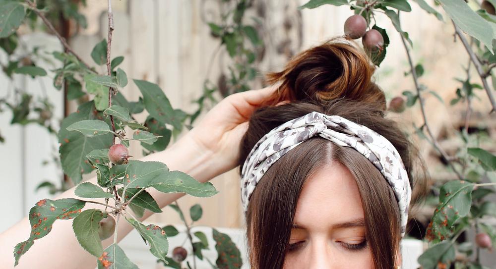 MIDDLE PART 2022 hair trend