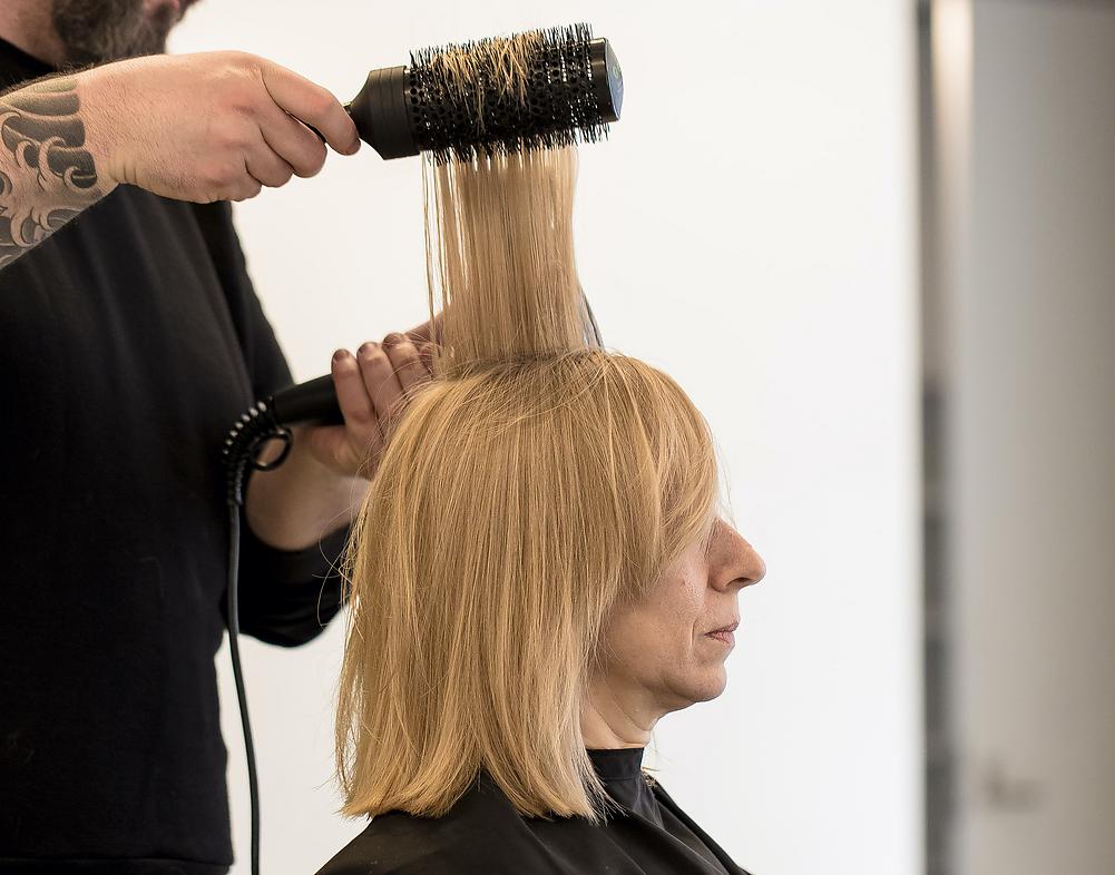 BOLD BANGS_hair trend