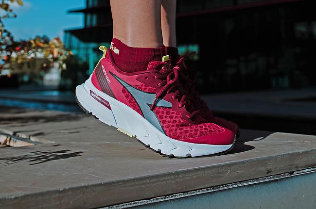 MYTHOS BLUSHIELD VOLO W 101 176896_C9615 - 3