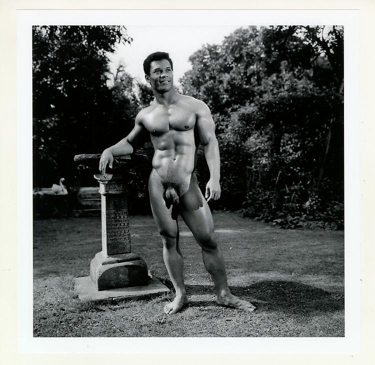 033_Jean_Ferraro_1200DPI_24Bit_Orig_ART2022 0509 2_Adj