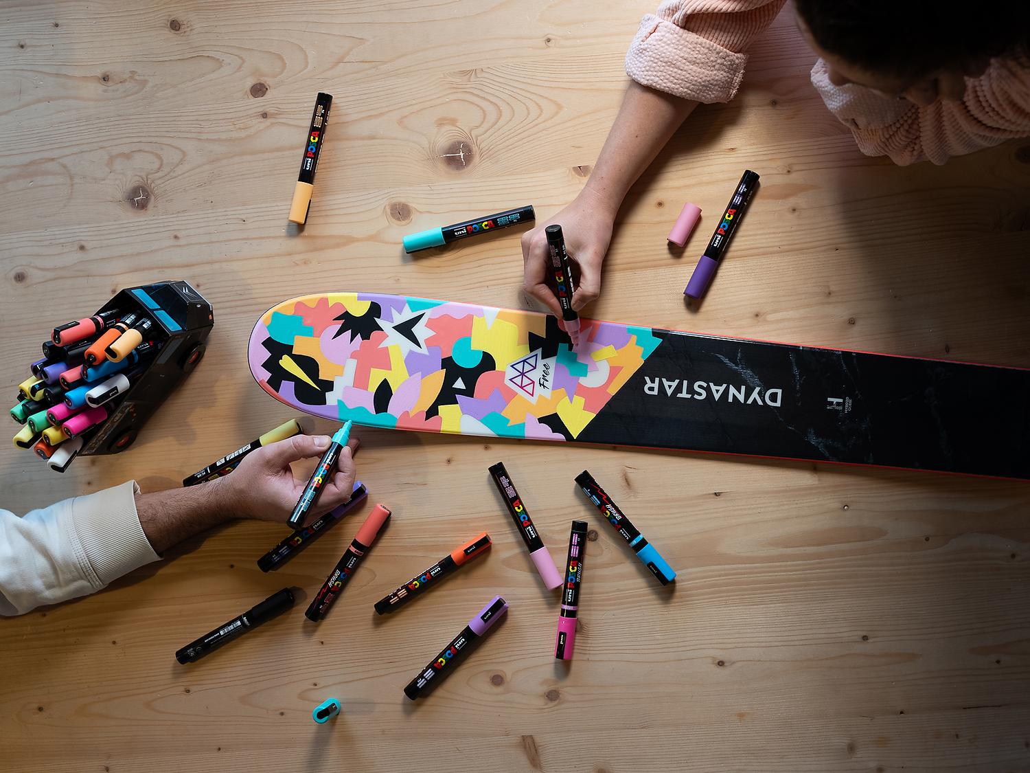 Customize your skis with Posca