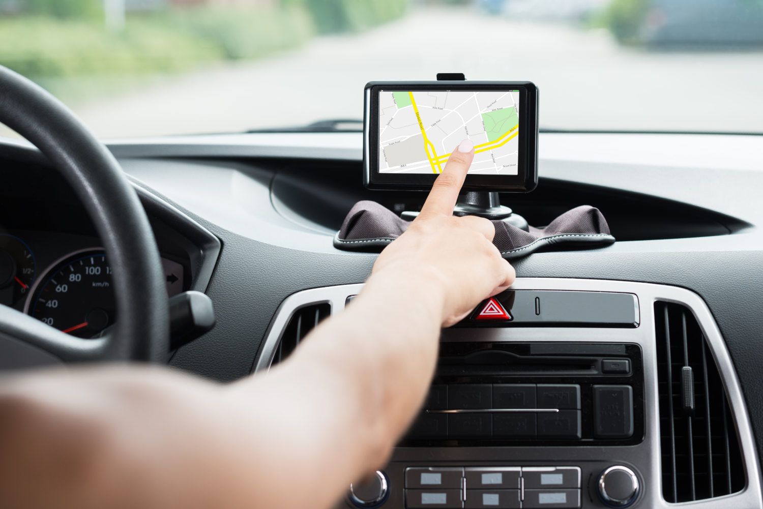 Qual è il miglior navigatore GPS per auto? La classifica
