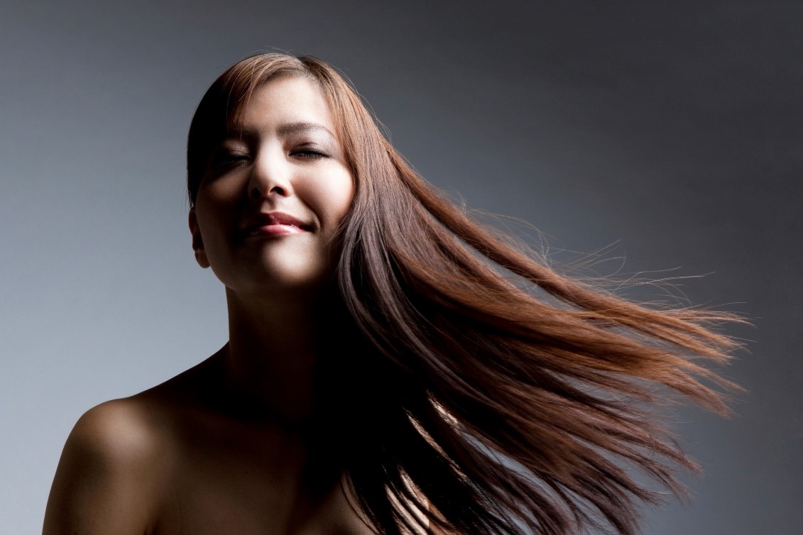 Dyson Airstrait, la soluzione innovativa per lisciare i capelli bagnati