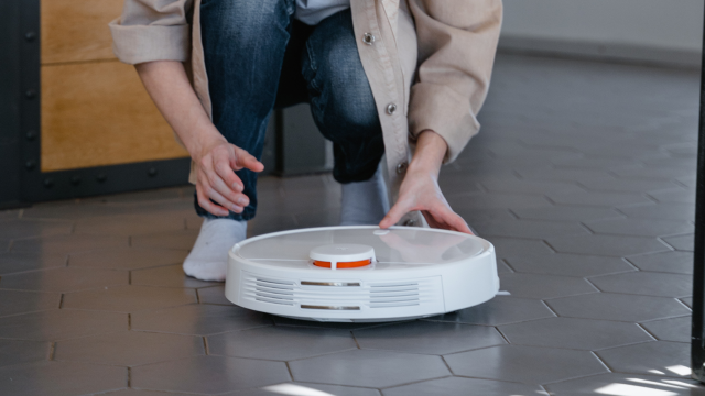 Come pulire il robot aspirapolvere