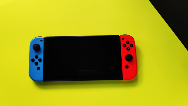 I migliori videogiochi portatili da giocare in vacanza