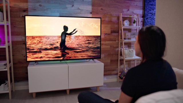 Tecnologia OLED vs tv Mini LED: cosa cambia nei nuovi televisori