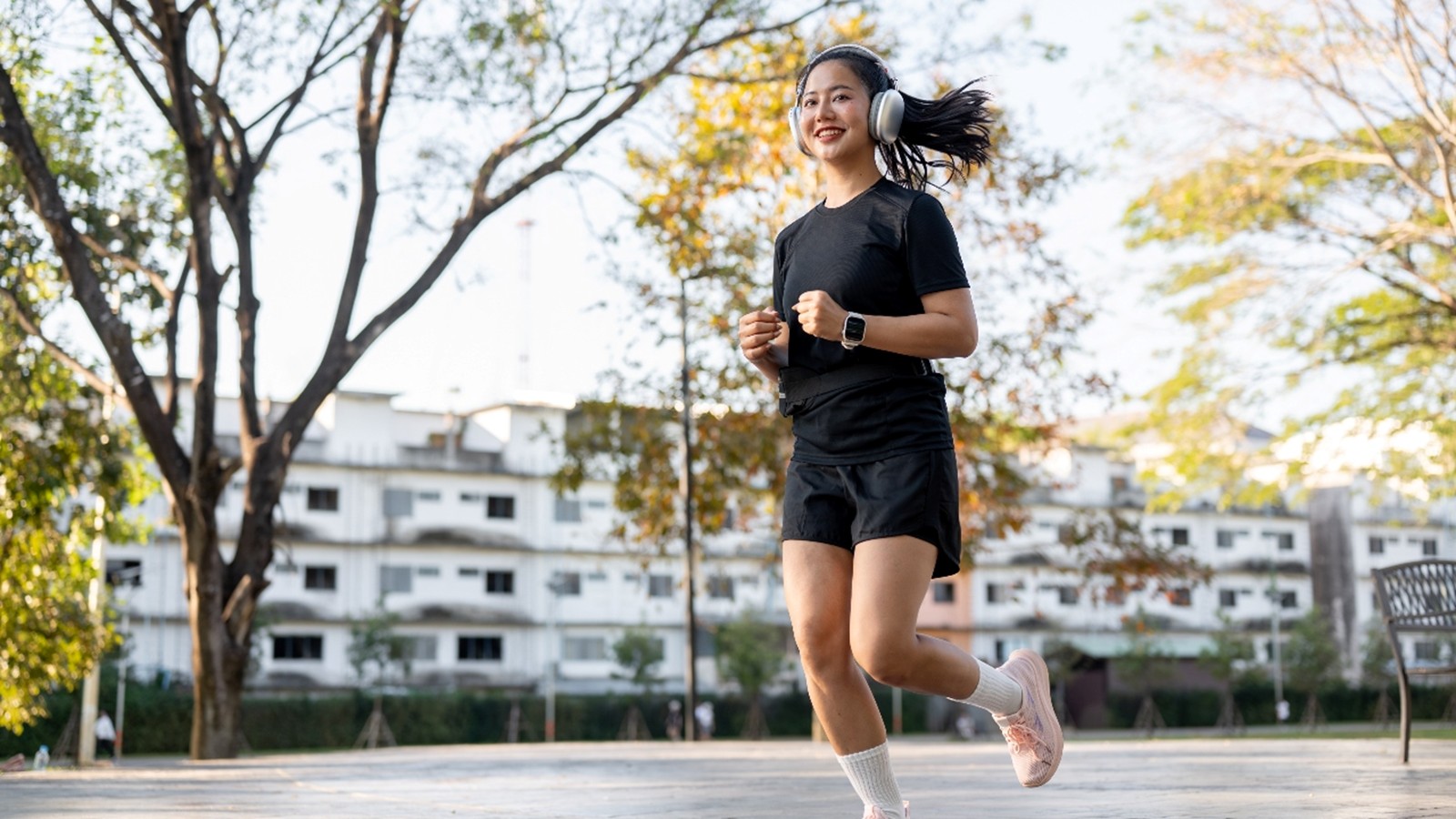 I migliori accessori tech per la corsa: cosa non pu&ograve; mancare