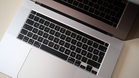 MacBook Neo: il portatile Apple pi&ugrave; economico di sempre