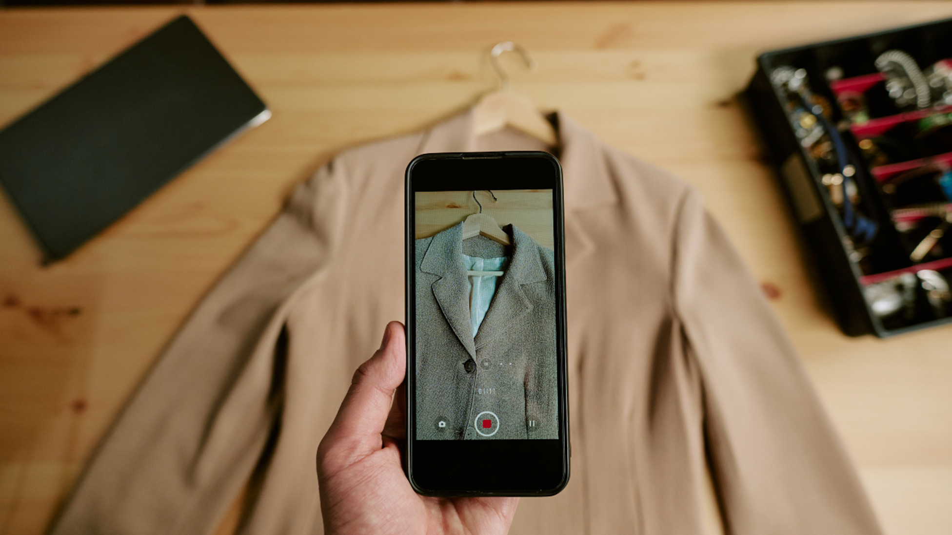 Google Foto lancia Wardrobe: il guardaroba digitale che cambia come vesti