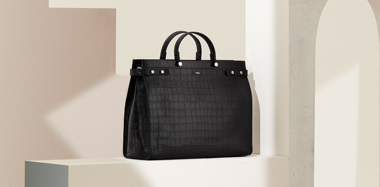 Furla | online store and official site - bags, wallets and accessories