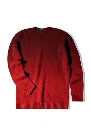 Red degradé effect lambswool crewneck sweater